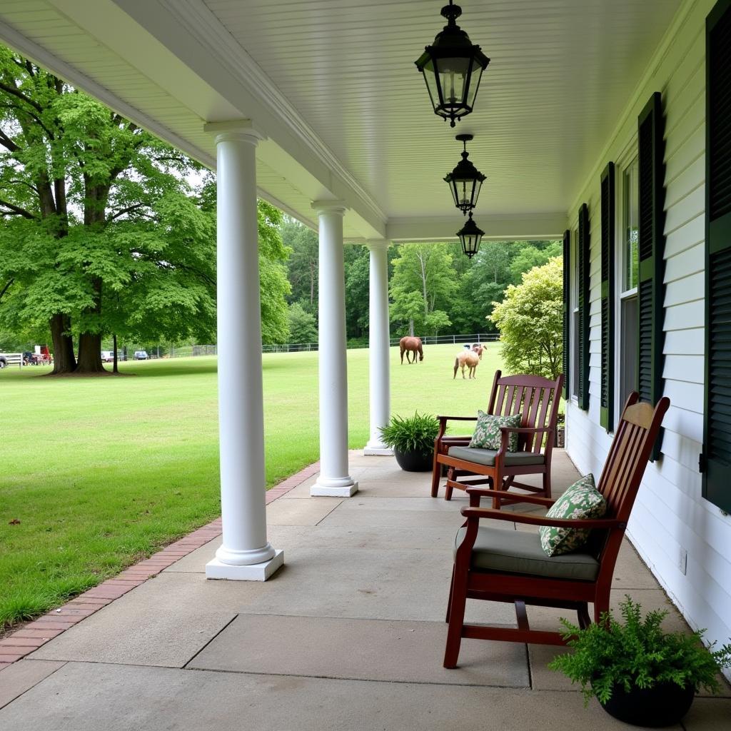 Lexington KY Bed and Breakfast Horse Farm Exterior